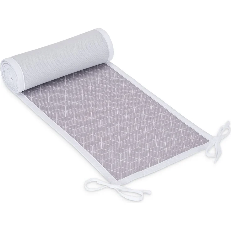 FabiMax Nestchen/Bettumrandung aus atmungsaktivem Netzstoff, 190 cm (50/90/50) - für Beistellbett Basic, graue Würfel