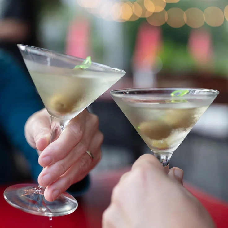 Martini Gläser Cocktailgläser 2er Set Premium Kristall 240ml mit Geschenkbox – Bild 6