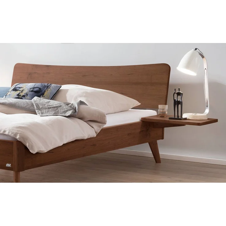 Hasena Bett Caluso Nussbaum mit geschwungenem Kopfteil 200x210 cm, Fußhöhe 20 cm – Lounge – Bild 3