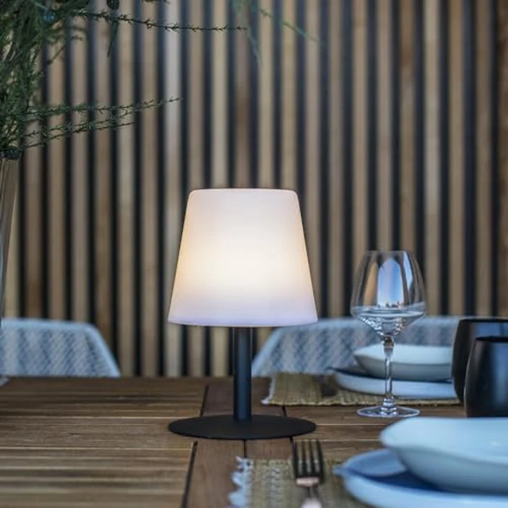 LUMISKY Standy Mini Dark, kabellose LED-Nachttischlampe in Schwarz, dimmbar, bis zu 8 Stunden Akkulaufzeit, spritzwassergeschützt und UV-beständig – Bild 3