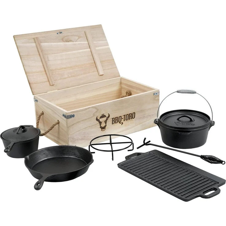 BBQ-Toro Grilltopf 7-teiliges Dutch Oven Set in Holzkiste mit Zubehör, gusseisen, Gusseisen (7-teiliges Dutch Oven Set mit Holzkiste und viel Zubehör, 7-tlg) – Bild 1
