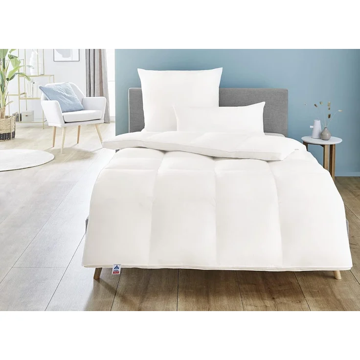 Irisette Daunendecke Nora extra warme Winterdecke, aus 100% Baumwolle 100% Daune mit Aufbewahrungstasche, 155x220 cm, weiß – Bild 2