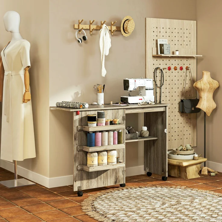 Wohnora-Klappbarer Nähtisch, Nähschrank mit Klappplatten, Aufbewahrungsboxen, offenem Regal und grauen Rollen in Holzoptik,H 775cm x T 1170cm x B 400cm,Grau – Bild 3