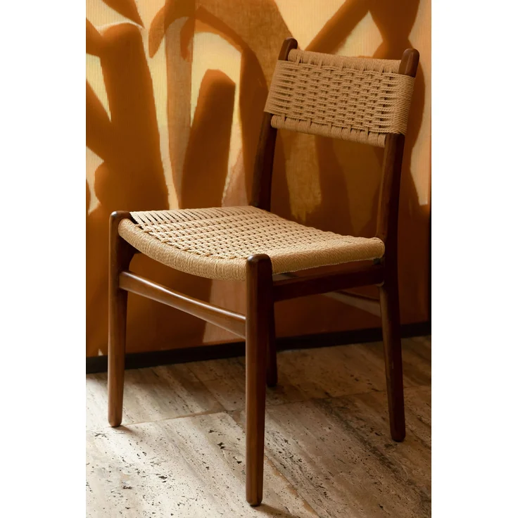 Dutchbone Stuhl Cecile Walnut: Holz & Geflecht im Retro-Look – Bild 2