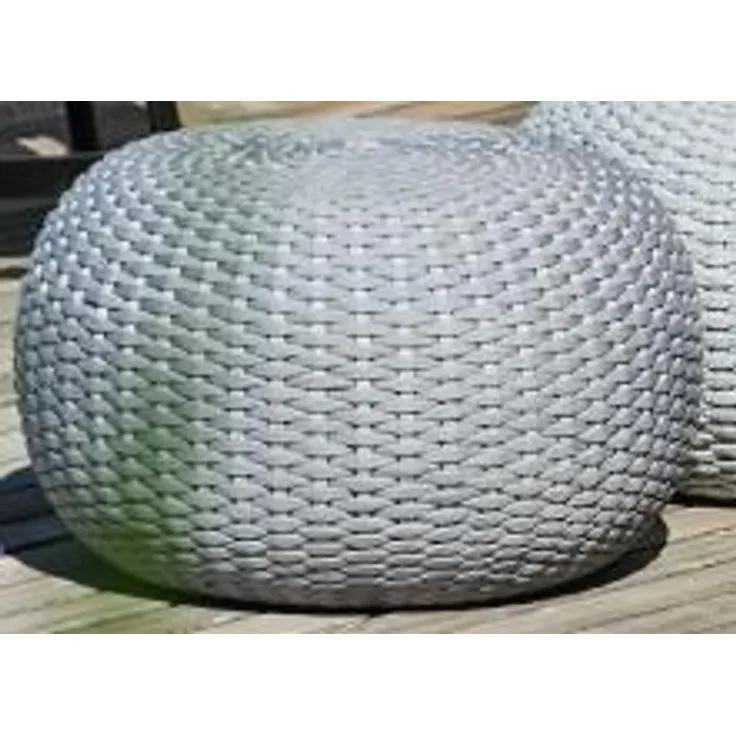 Hocker Moon aus Kunststoff, Hellgrau, 60 x 60 x 35 cm