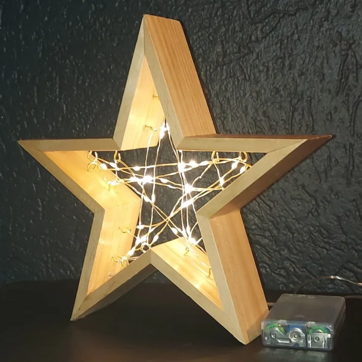 Holzstern 40 LED 6/18T 25x5,5x23cm, Batt. 3xAA