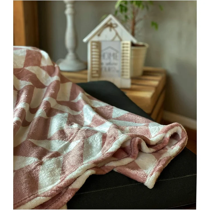 Wohndecke Soft Flanell Kuscheldecke Chevron Raute 150x200, heimtexland, super weich I wärmend I leicht I Allergiker geeignet – Bild 5