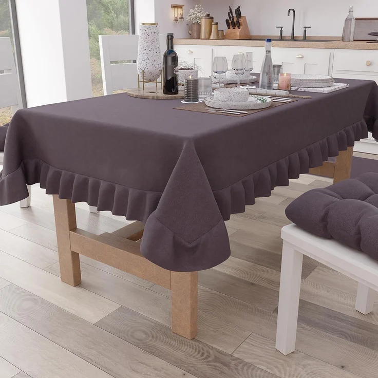 PETTI Artigiani Italiani - Rüschen-Tischdecke, Tischdecke, rechteckige Küchentischdecke mit Volant, einfarbige Tischdecke aus Baumwolle, X12-Sitzer (140x240 cm) Malve