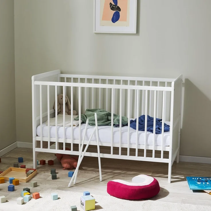 Kids Collective Babybett umbaubar zu Kinderbett 60x120 cm mit Matratze und Lattenrost, Raufallschutz Vollholz 120 x 60, weiss sehr stabil Made in Europe – Bild 7