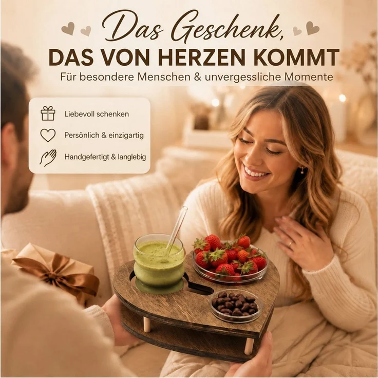 PEGSEN Servierplatte Couchbar Herz aus Holz mit Getränkehalter & 2 Snackschalen, Birkenholz, (Geschenkset, 3-tlg, lebensmittelechte Glasschalen, Snackbox, Sofa Tablett), alles steht stabil & sicher, perfekte Geschenkidee – Bild 4