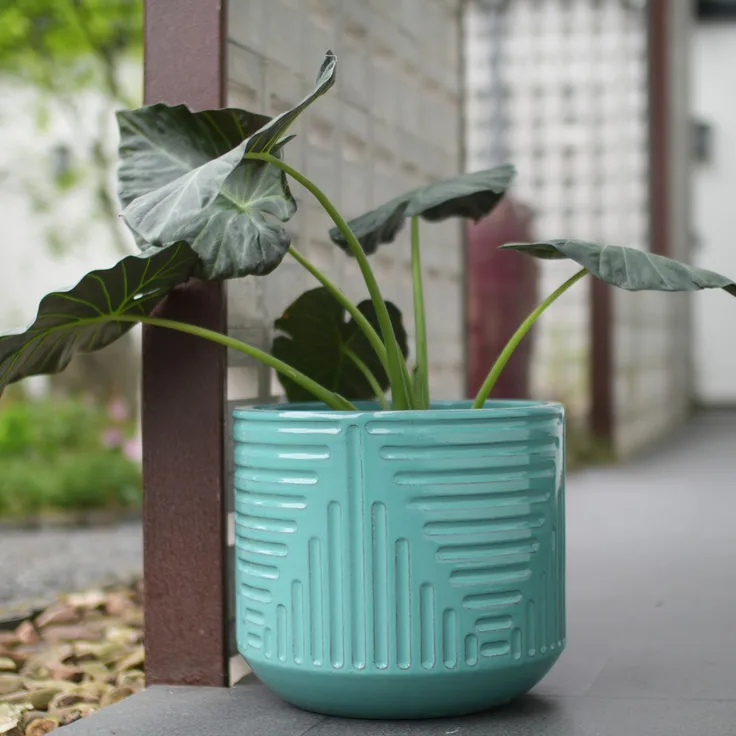 Wohnora-Großer Keramik Blumentopf Ø 42 cm, handglasiert mit türkisfarbengrüner Hochglanzoberfläche und geometrischem Rillenmuster, atmungsaktiv & frostsicher, mit Ablaufloch für Palmen und Gummibäume,H 365cm x T 42cm x B 42cm,Cyan