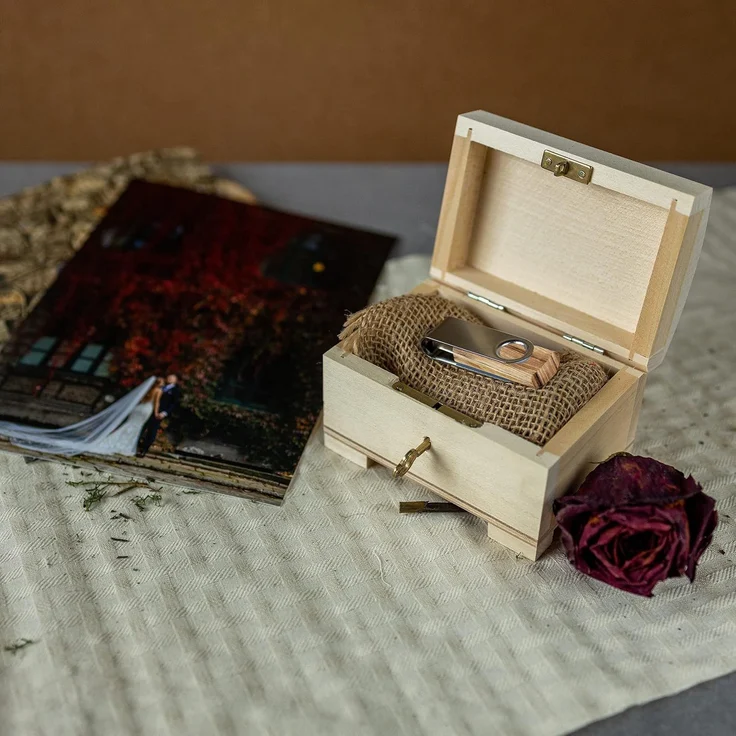Creative Deco Holzkiste Schatztruhe mit Deckel, Schloss und Schlüssel, Abschließbare Holzbox für Gegenständen, Aufbewahrung und Dekoration – Bild 8
