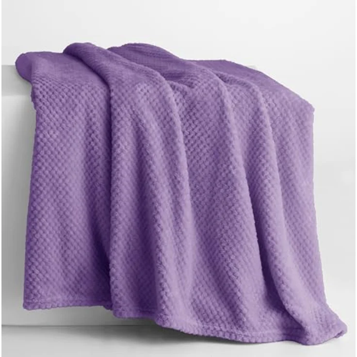 DecoKing Kuscheldecke 70x150 cm violett Decke Microfaser Wohndecke Tagesdecke Fleece weich sanft kuschelig skandinavischer Stil lila Henry – Bild 3