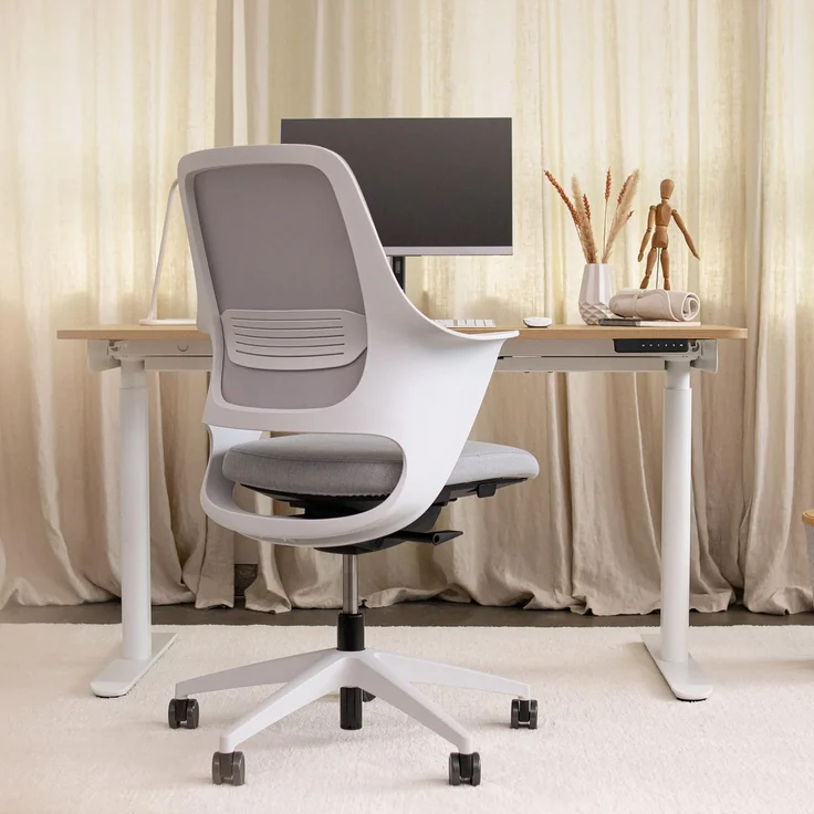 Ergotopia Desktopia One I Elektrisch höhenverstellbarer Schreibtisch I Tischplatte: 138x65cm, Schwarz Dekor I Gestell Weiß I Top Preis-Leistung – Bild 8