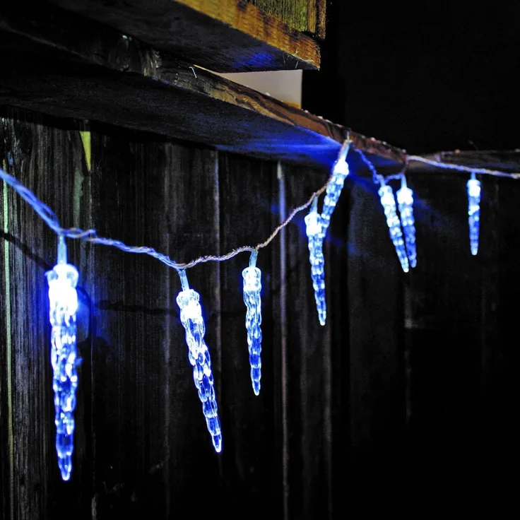 Hellum LED-Eiszapfen-Lichterkette 40-tlg. cws außen 564433