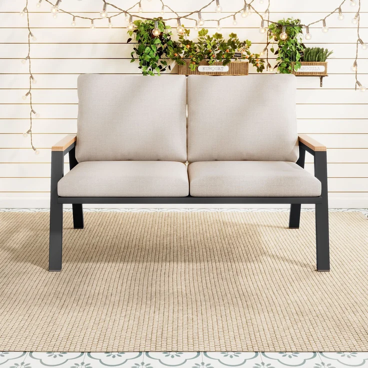 Merax Gartenmöbel-Set, Outdoorsofa, 2-Sitzer-Sofa, Handläufe aus Holz-Kunststoff-Verbundwerkstoff, Industriestil, graubeige – Bild 2