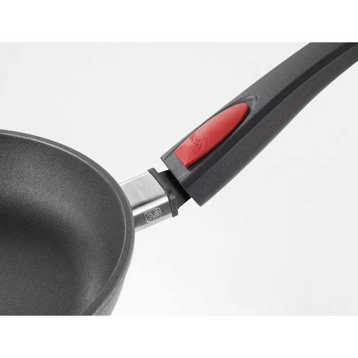 WOLL Titanium Nowo Induction Sauteérpfanne mit abnehmbarem Griff, Ø 24 cm x ca. 7 cm (2,5 l), Aluminium-Handguss mit Titan‑Hartversiegelung, alle Herdarten inkl. Induktion, spülmaschinen‑ & backofenfest bis ca. 250 °C – Bild 4