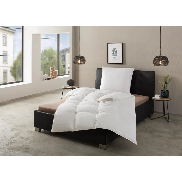 RIBECO Federbettdecke Laram, Bettdecken für Sommer oder Winter, Made in Germany, Füllung: 90% Federn, 10% Daunen, Bezug: Baumwolle, Super Preis-Leistung, Bettdecke 135x200 cm oder 155x220 cm, Decke – Bild 5