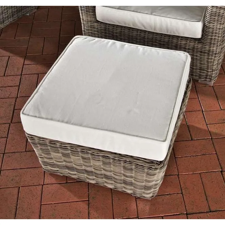 Fußhocker Mandal Cremeweiss
