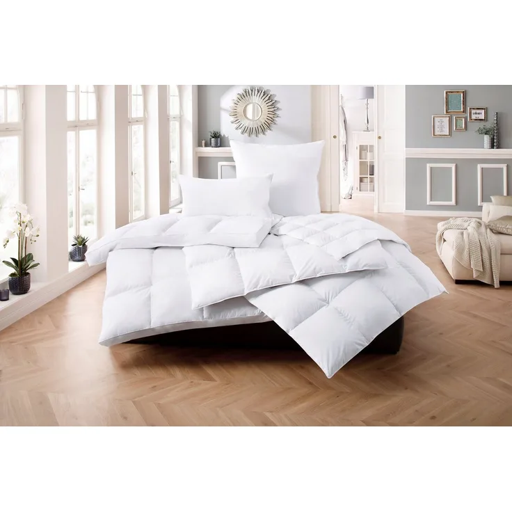 Älgdröm Daunenbettdecke Loftet, Bettdecke 135x200, 155x220 cm und weitere Größen, Füllung: 90% Daunen, 10% Federn, Bezug: 100% Baumwolle, Bettdecken, Sommer, Winter, Decke ist Made in Green zertifiziert