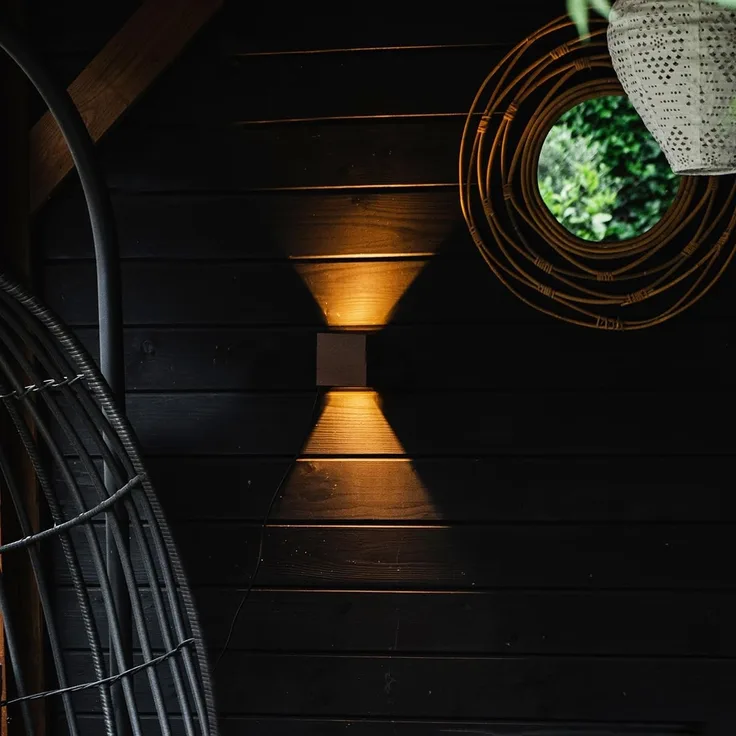 Qazqa Außen-Wandleuchte Edwin, LED fest integriert, (nicht austauschbare) LED, Braun, Modern, Aluminium, 1-flammig