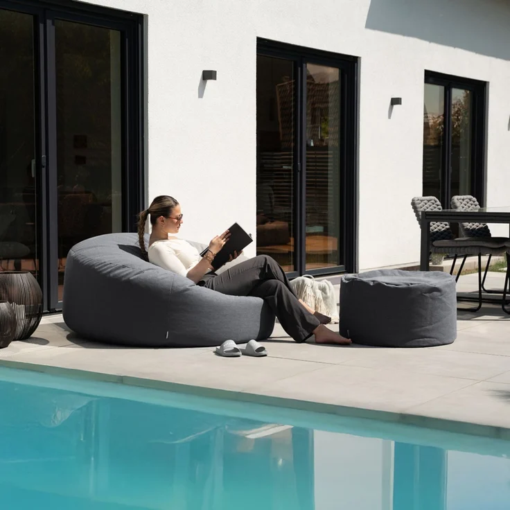 Home Deluxe Outdoor Sitzsack CLOUD - Anthrazit, Polyester, 140 x40 x140 cm – Bild 2