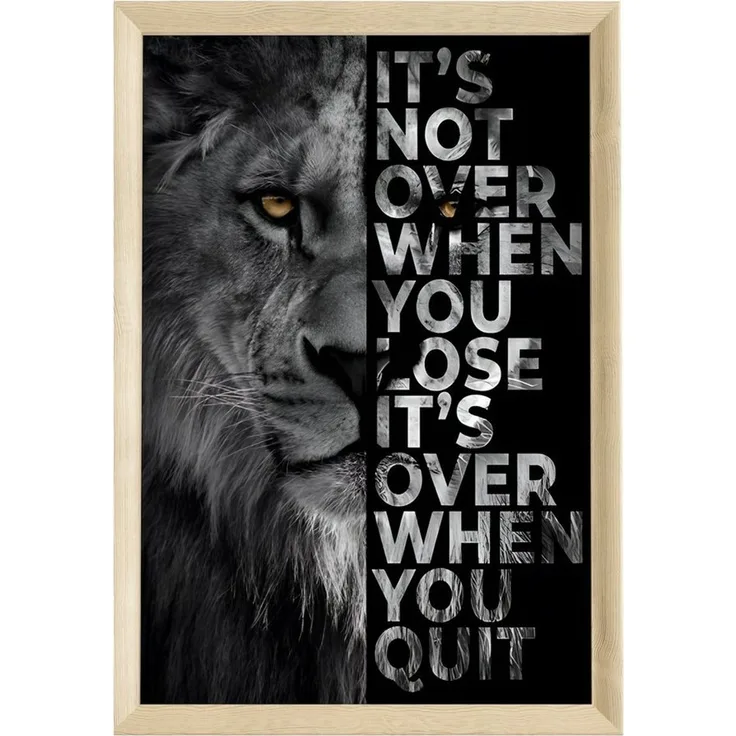 JUSTGOODMOOD Poster Premium ® Never Give Up · Löwe · Zitat · Motivation · ohne Rahmen