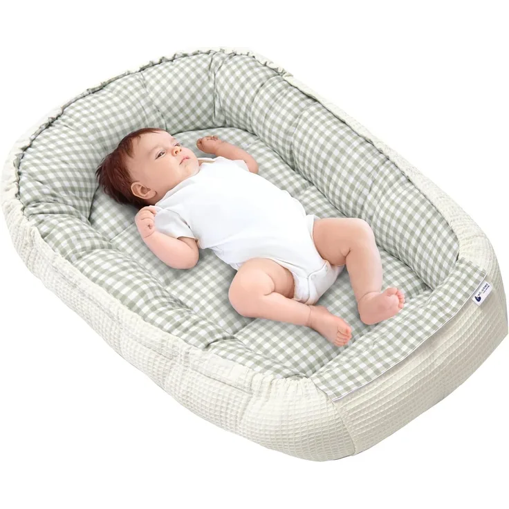 Medi Partners Babynest Kuschelnest Babynestchen 100% Baumwolle Waffle Nestchen Reisebett für Babys Säuglinge 100 x 60 x 15 cm Sicherer Verschluss (Kariert mit olivfarbenem Waffle)