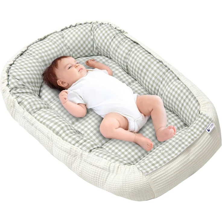 Medi Partners Babynest Kuschelnest Babynestchen 100% Baumwolle Waffle Nestchen Reisebett für Babys Säuglinge 100 x 60 x 15 cm Sicherer Verschluss (Kariert mit olivfarbenem Waffle)
