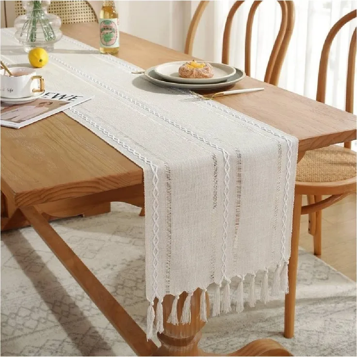 Blusmart Tischläufer Klassische Tischfahne im nordischen Stil (Tischdecke mit Quasten im Boho-Landhausstil 1-tlg, Handgefertigte Quasten, waschbar), Geeignet als Tischdekoration