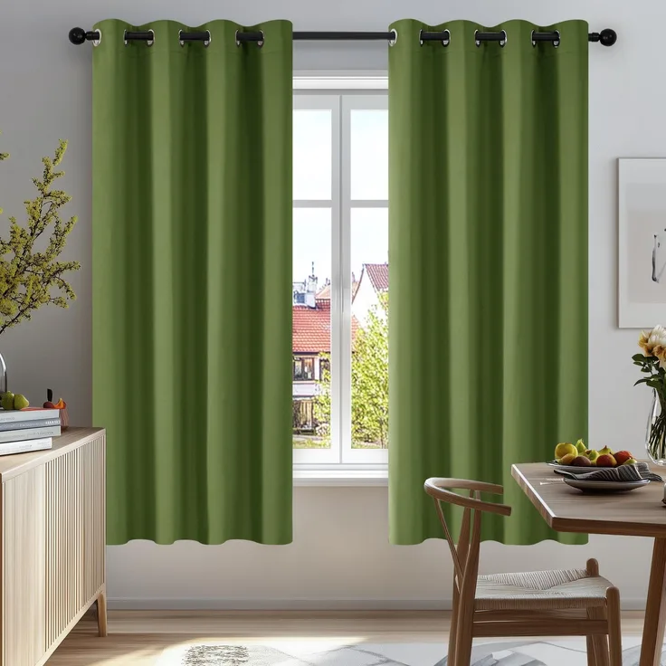 Deconovo Verdunkelungsvorhang Kälteschutz Gardinen Schlafzimmer Kälteschutzvorhang Blickdicht, 138x117 cm(HöhexBreite), Apfelgrün, 2er Set