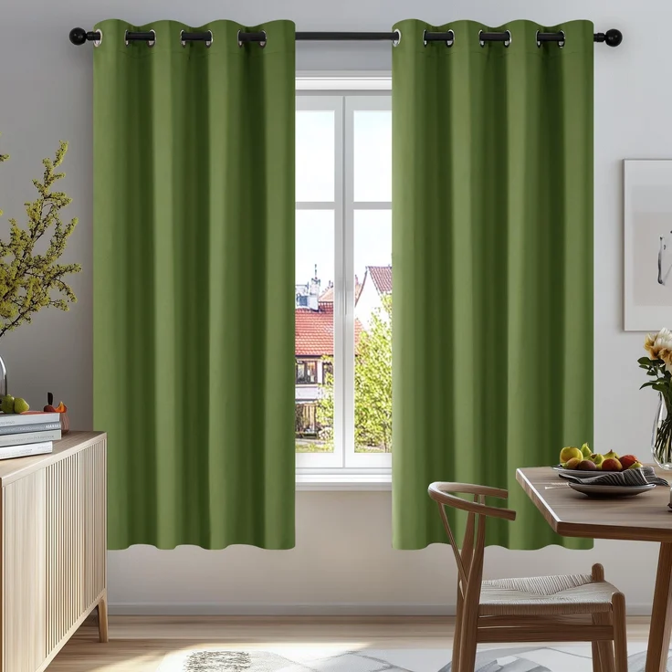 Deconovo Verdunkelungsvorhang Kälteschutz Gardinen Schlafzimmer Kälteschutzvorhang Blickdicht, 138x117 cm(HöhexBreite), Apfelgrün, 2er Set