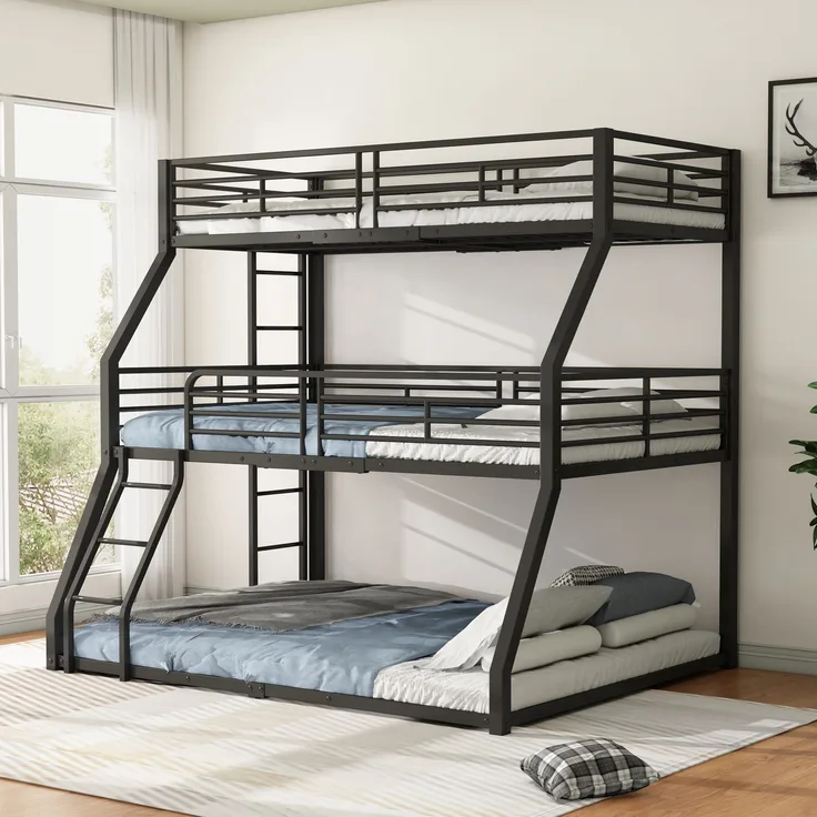 Bett 90x200 cm Dreifach-Etagenbett aus Metall mit Leitern – platzsparend, sicher und robust