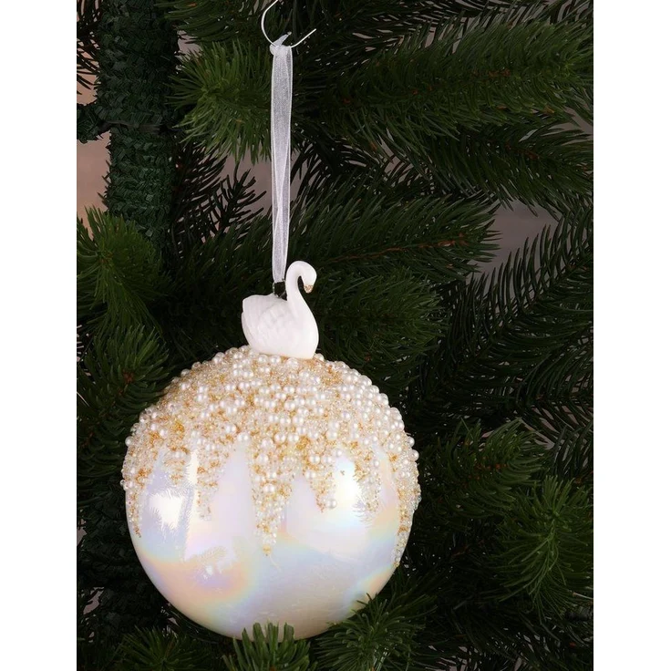 BRUBAKER Weihnachtsbaumkugel Premium Weihnachtskugel in Perlmutt Farbe - 10 cm Baumkugel aus Glas (1 St), Handarbeit - Christbaumschmuck mit Porzellan Figur Schwan oder Krone – Bild 2