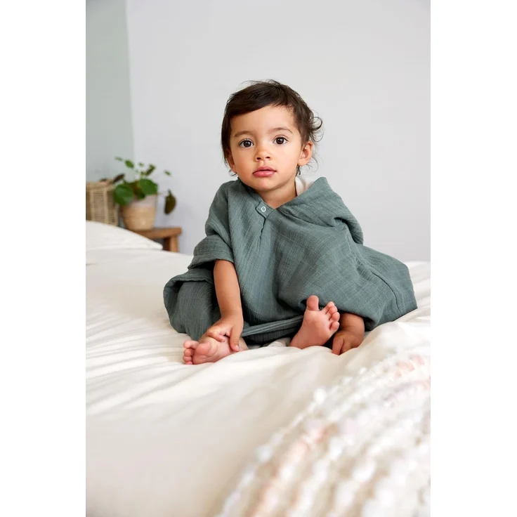 LÄSSIG Kinder Badeponcho aus Musselin mit Kapuze/Muslin Poncho Petrol Green – Bild 4
