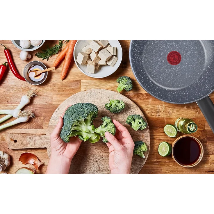 Tefal G28019 Natural On Wokpfanne 28 cm | Mineralia+ Antihaftversiegelung | Thermo-Signal für alle Herdarten geeignet Induktion | Thermo-Fusion | Mineralia Stein-Effekt – Bild 3