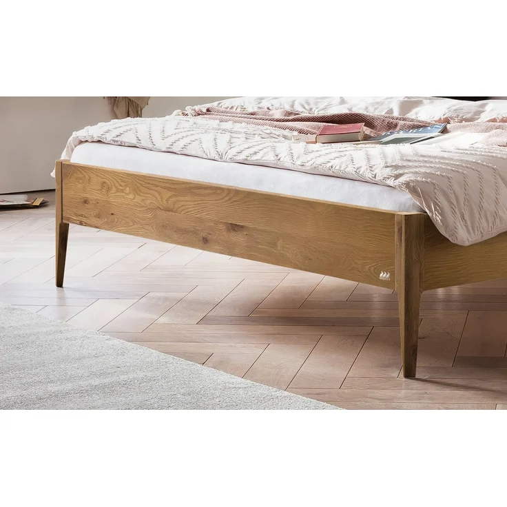 Hasena Massivholzbett Sestola Wildeiche mit Kopfteil 200x200 cm, Komforthöhe 25 cm – Lounge – Bild 4