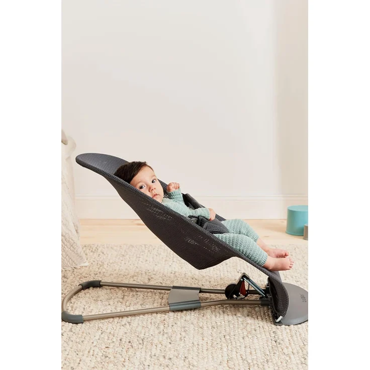 BabyBjörn Babywippe Bliss Mesh Anthrazit Grau – Bild 3