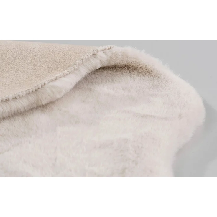 SCHÖNER WOHNEN-Kollektion Fellteppich Tender, fellförmig, Höhe: 26 mm, weich durch Microfaser, Kaninchenfell Haptik, Kunstfell, waschbar – Bild 2