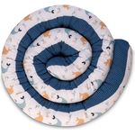 ULLENBOOM ® Nestchenschlange Bettschlange Baby 300cm, Ideal als Bettumrandung, Blau Wale, Bezug aus 100% Baumwolle (Made in EU), Weiche Polsterung