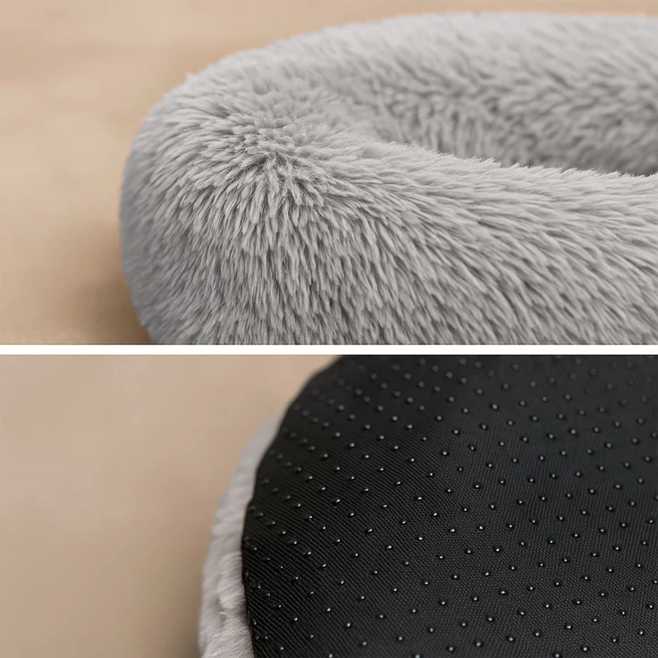 belviona Donut-Hundebett, kuscheliges Plüschbett mit weicher Füllung, sicherem Halt & ergonomischem Rand, 40 cm Durchmesser, hellgrau – Bild 3
