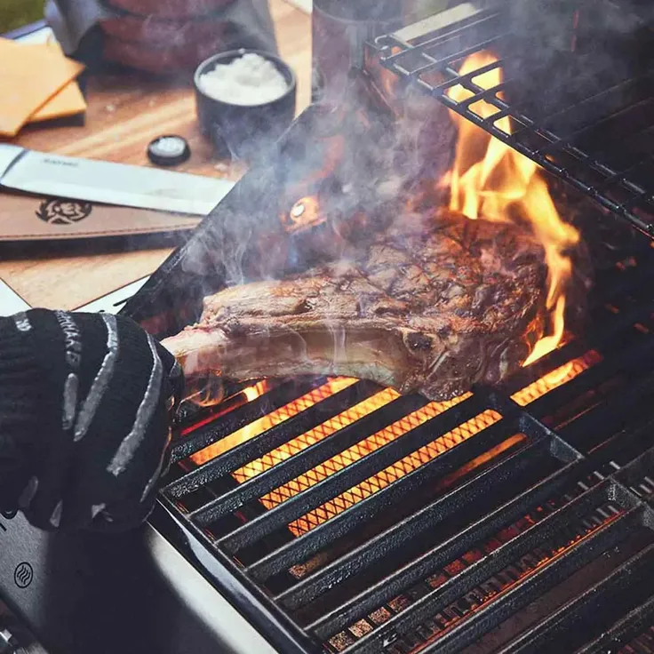 BURNHARD® Grillrost Gusseisen, emailliert, beidseitig verwendbar, extra starke Ausführung, optimale Hitzespeicherung, BBQ-Branding, passend für FRED, Big FRED, Fat FRED – Grillrost Gusseisen FRED - Multi-Color - #946080 – Bild 7
