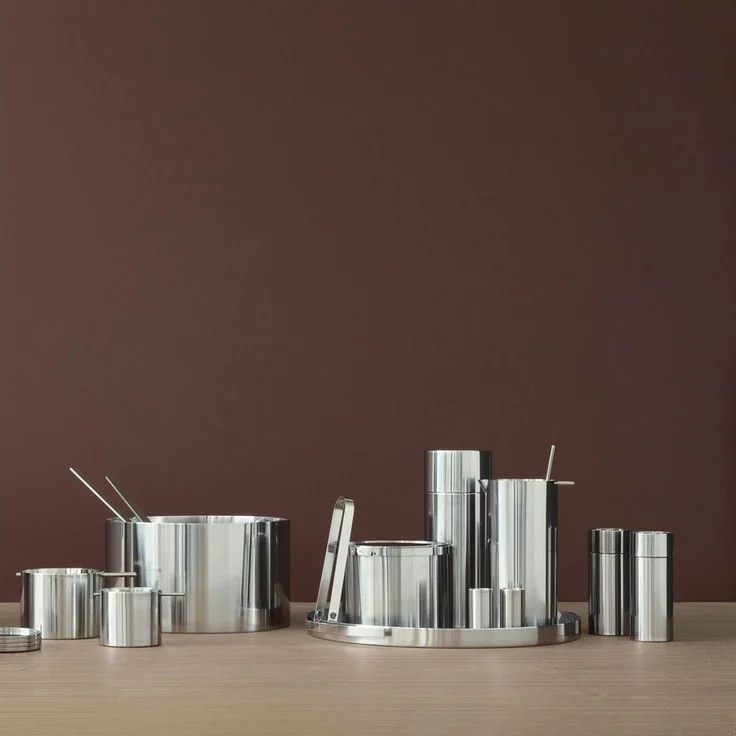 Stelton Arne Jacobsen Serviertablett aus Edelstahl, Design: Cylinda Line, W:38,7 CM L:41,5 CM H:4 CM – Bild 2