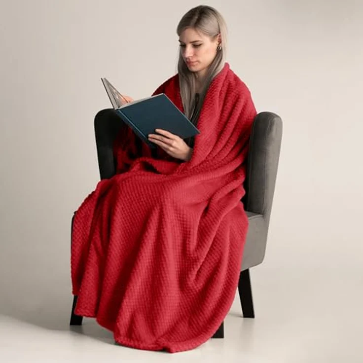 DecoKing Kuscheldecke 70x150 cm rot Decke Microfaser Wohndecke Tagesdecke Fleece weich sanft kuschelig skandinavischer Stil Henry – Bild 5