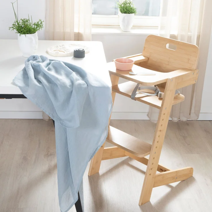 roba Babyhochstuhl Nature Up - Hochstuhl aus FSC®-zertifiziertem Bambus Holz - Mitwachsend mit abnehmbarem Essbrett - 3-Punkt-Gurt - Bis 70 kg belastbar - Natur – Bild 4