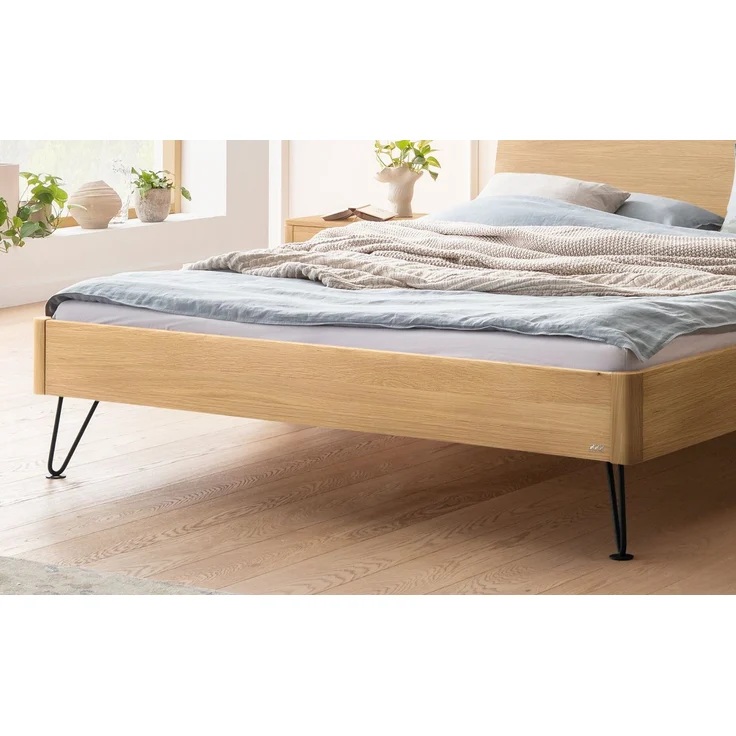 Hasena Massivholzbett Locarno Eiche bright mit Metallfüßen 160x210 cm – Lounge – Bild 4