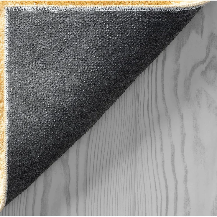 the carpet Relax kuscheliger Kurzflor Teppich, Anti-Rutsch Unterseite, Waschbar bis 30 Grad, Super Soft, Felloptik, Gold, 200x280 cm – Bild 5