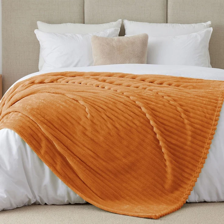 BEDELITE Kuscheldecke Flauschig Decke Extra Groß - weiche Flanell Decken Orange 230x270 für Bett, Deko Streifen Cord Fleecedecke als Tagesdecke für Schlafzimmer, King Blanket Wide Use