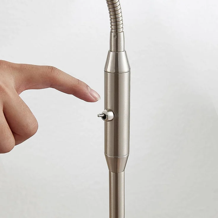 Lindby Stehlampe Gwendolin, Metall, Alu IP20, 1 x 8 W LED – Bild 7