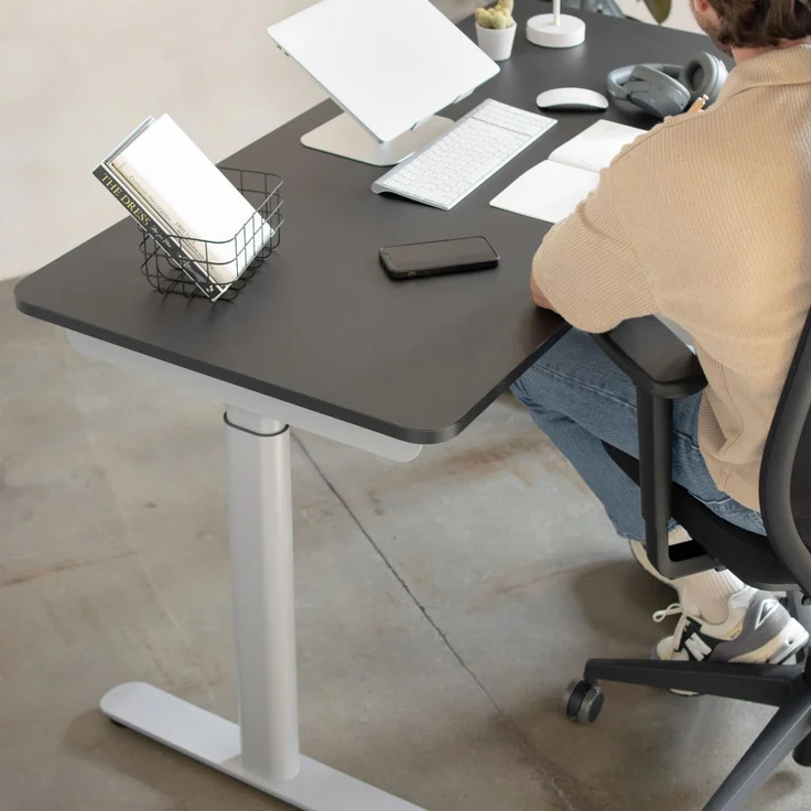 Ergotopia Desktopia One I Elektrisch höhenverstellbarer Schreibtisch I Tischplatte: 120x65cm, Weiß Dekor I Gestell Platingrau I Top Preis-Leistung – Bild 8